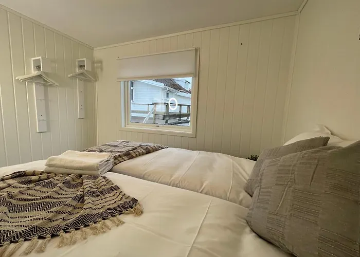 Central Bnb Stavanger At Bertis Ap 9 Generous Rooftop Terrace