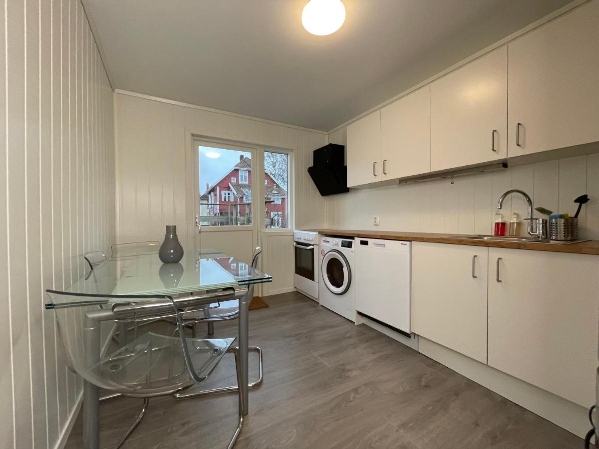 Central At Bertis Ap 9 Generous Rooftop Terrace Apartment