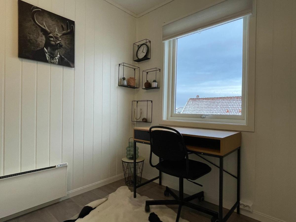 Central At Bertis Ap 9 Generous Rooftop Terrace Apartment